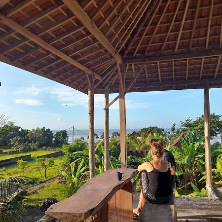 The Nyamo Surf & Stay Pulukan Bagian luar foto