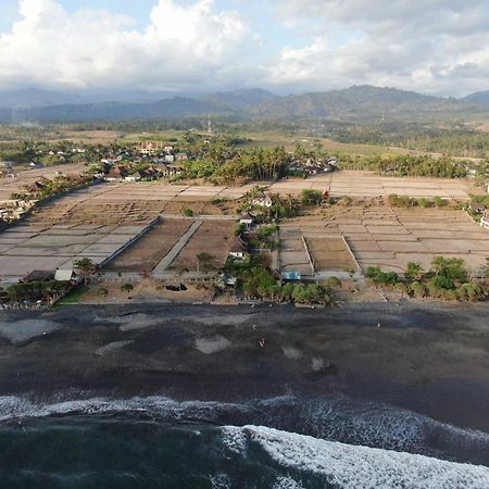The Nyamo Surf & Stay Pulukan Bagian luar foto