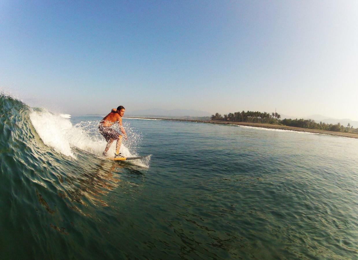 The Nyamo Surf & Stay Pulukan Bagian luar foto