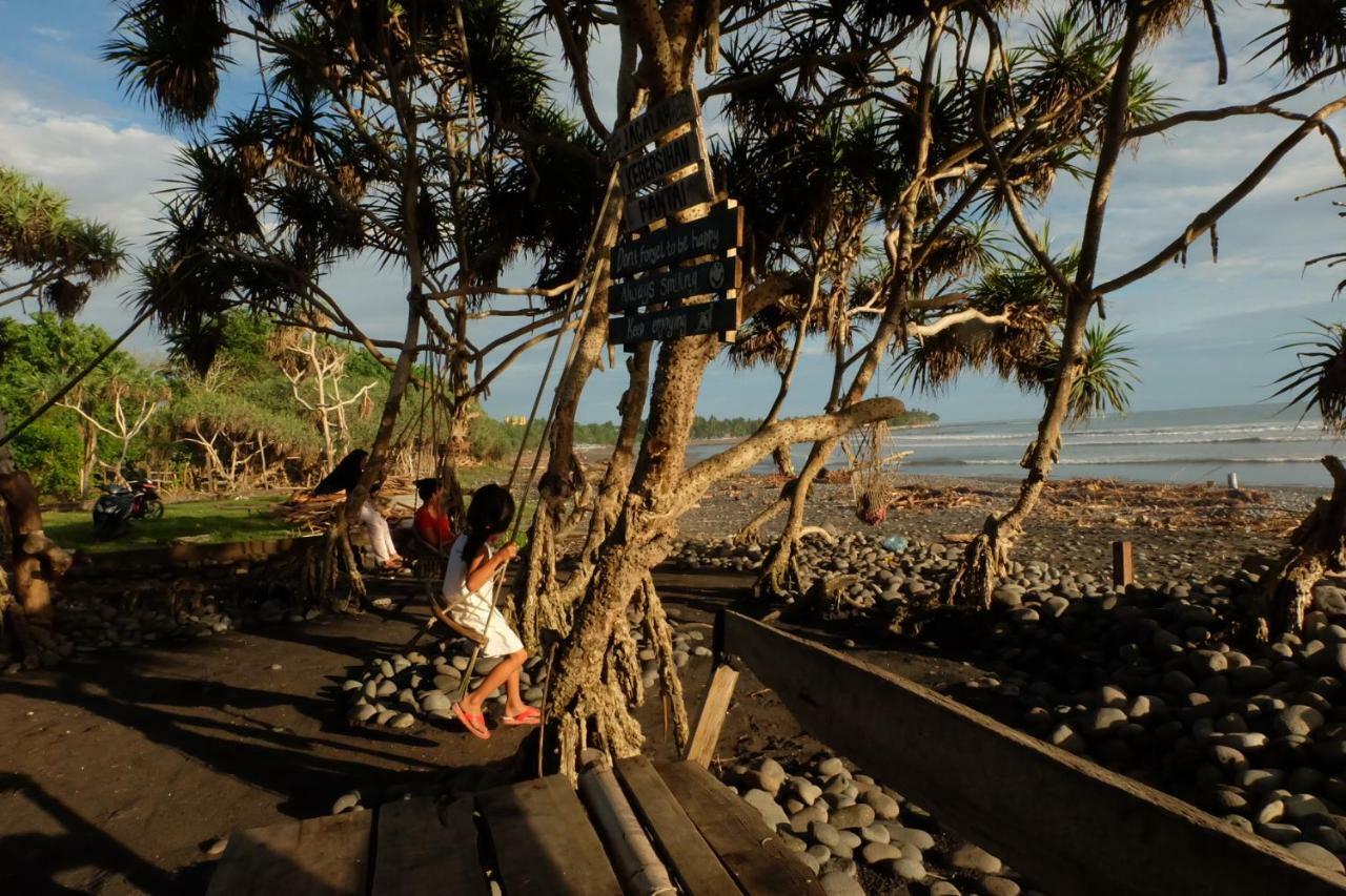 The Nyamo Surf & Stay Pulukan Bagian luar foto