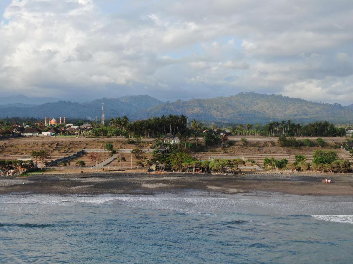 The Nyamo Surf & Stay Pulukan Bagian luar foto